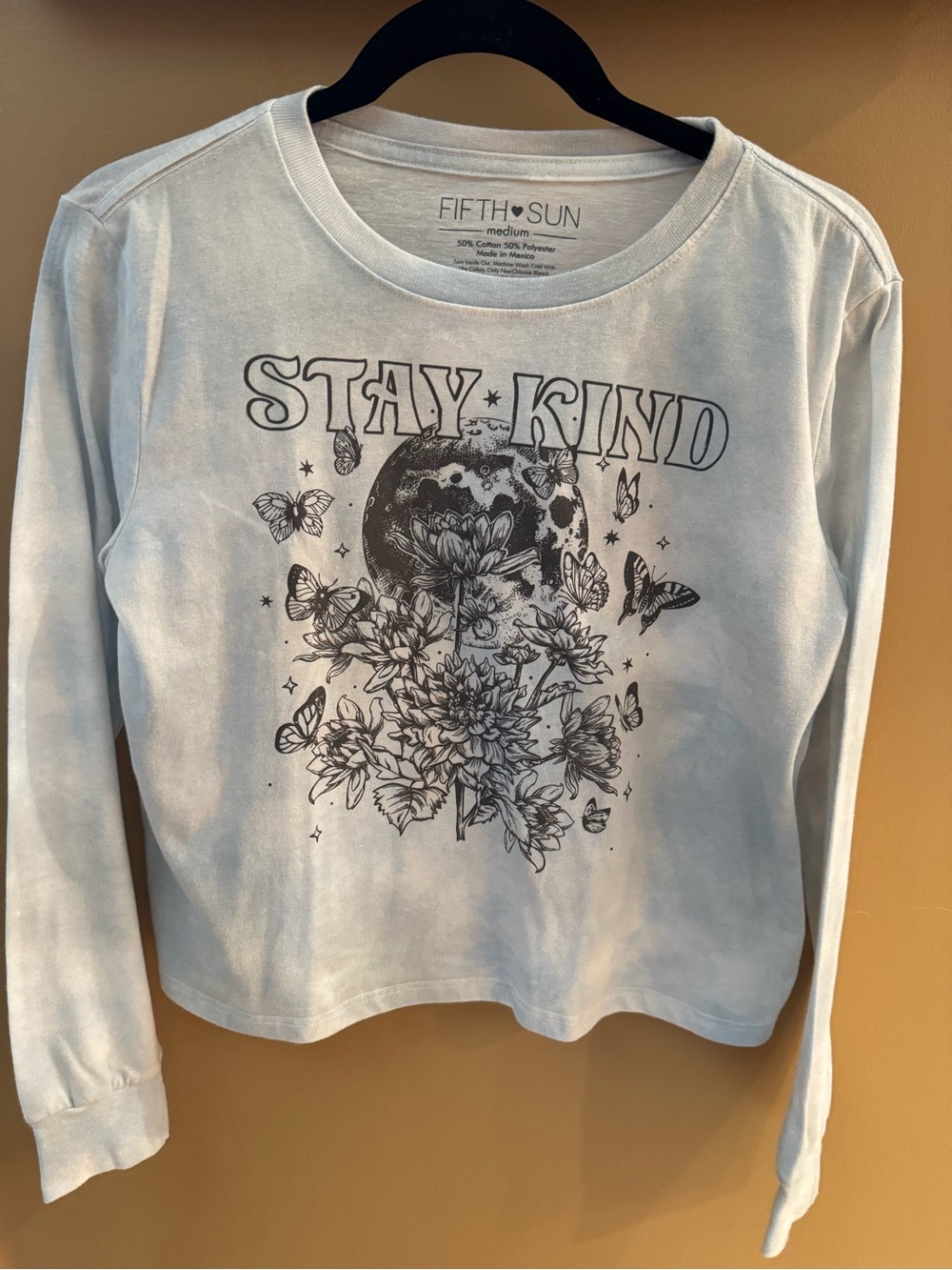 Fifth Sun Light Blue Tie-Dye "Stay Kind" Floral Moon Long Sleeve women’s Tee (m)